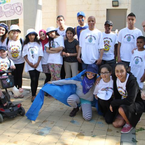 נופשים בכפר גלים - חיי זוהר בפתח תקווה