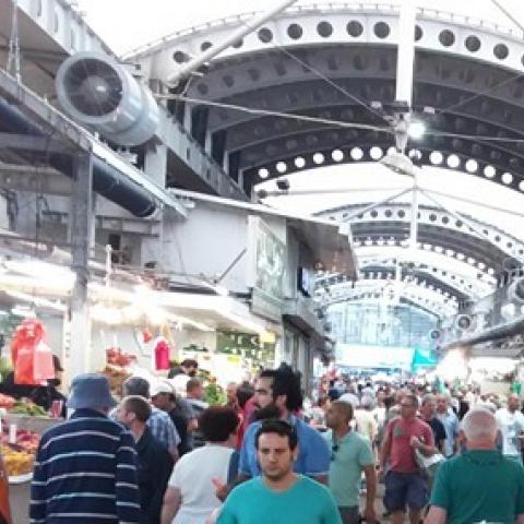 בשל השינויים בהנחיות פיקוד העורף - השוק והקניונים יסגרו - חדשות בפתח תקווה