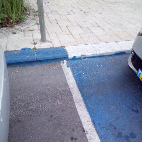 גידול של 250% באכיפת חנייה אסורה בחניית נכים - חדשות בפתח תקווה