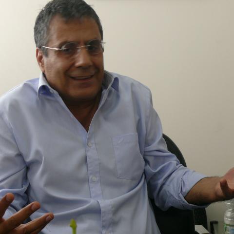 עפנו גבוה עם ח"כ הפרופ' יוסי יונה - יונה חברתית - חדשות בפתח תקווה