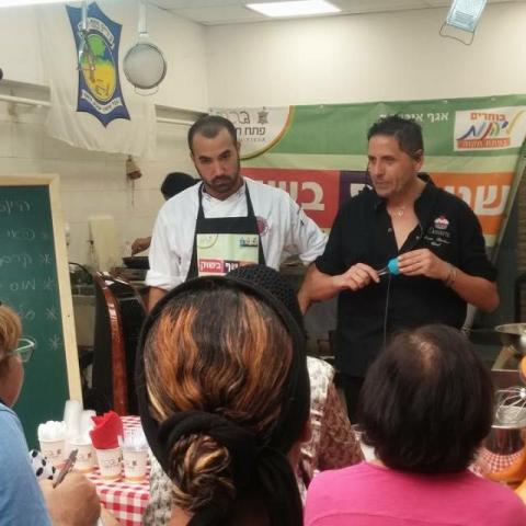 רעיון נחמד הופך את השוק למתוק - חיי זוהר בפתח תקווה