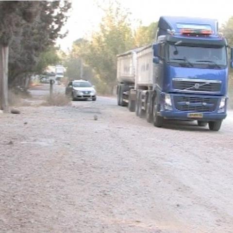 בפתח תקוה רשומים 8,420 כלי רכב כבדים, 3,476 מהם מעל 3.5 טון. - חדשות בפתח תקווה