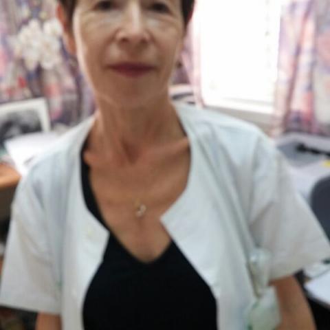 רופאת הילדים הוותיקה ד"ר אולגה דשבסקי עוזבת את מרפאת שיכון עממי; תחליף אותה ד"ר פרולוב - בריאות בפתח תקווה