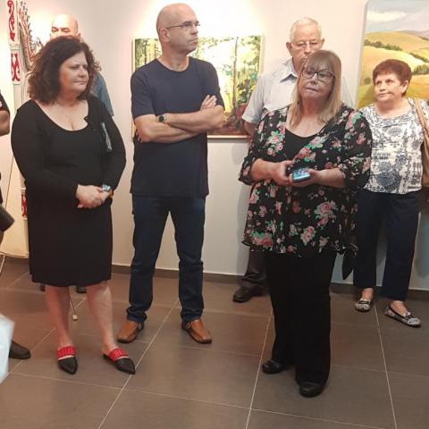 נפתחה עונת התערוכות בגלריית "הציפור הכחולה"- ממש שם במקום הנוסטלגי - תרבות ופנאי בפתח תקווה