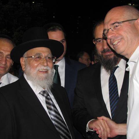 מפגן כוח של ברוורמן בהרמת כוסית לשנה החדשה - חדשות בפתח תקווה