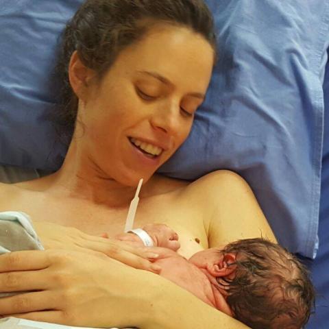 התינוקת הראשונה מהעיר הראשונה - חדשות בפתח תקווה