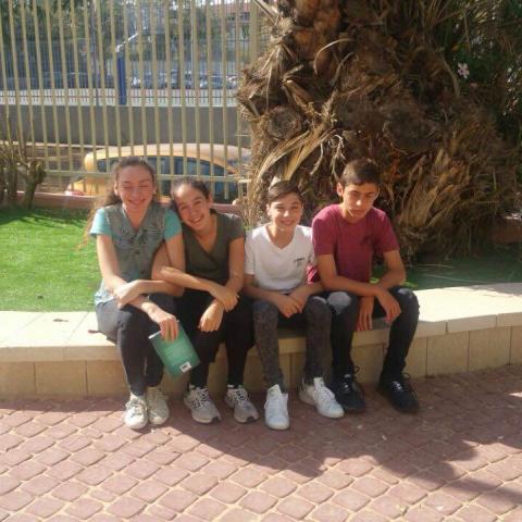 כבר מרחפים בחלל - חינוך בפתח תקווה