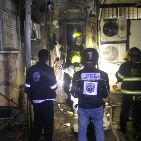 שריפה בבניין מגורים ברחוב ההגנה - חדשות בפתח תקווה