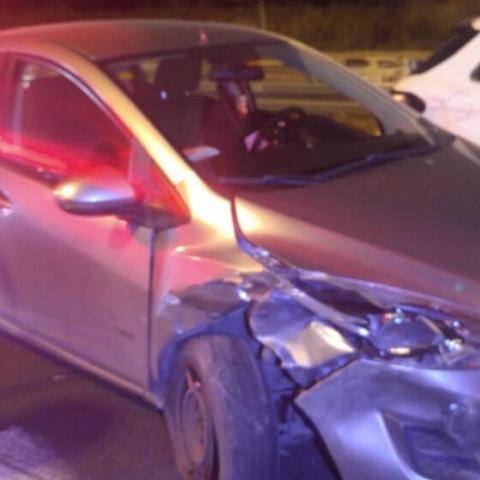 תאונת דרכים בין מספר רכבים בצומת נחלים - שלושה נפגעים קל - חדשות בפתח תקווה