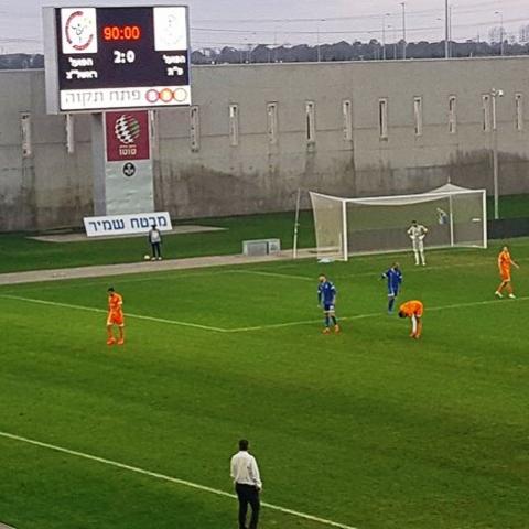 הפועל פ"ת הפסידה 2:0 להפועל ראשון ציון ושוב התקרבה לתחתית הבוערת - ספורט בפתח תקווה