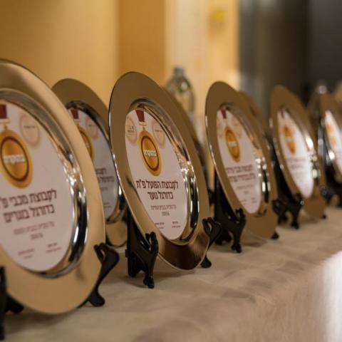אנשי פ"ת חילקו מלגות למאמנים ולשחקנים מצטיינים - ספורט בפתח תקווה
