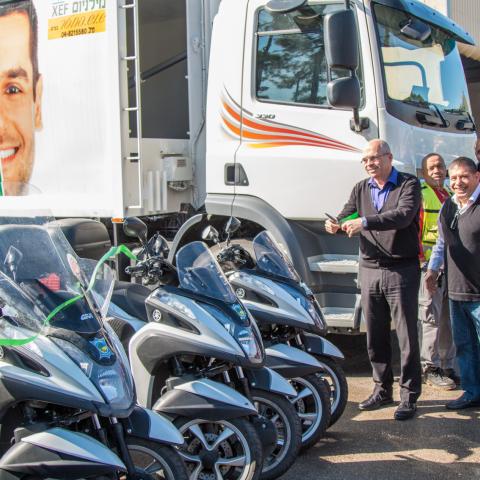 כלי רכב נוספים הצטרפו למערך כלי העבודה העירוניים - איכות הסביבה וחזות העיר בפתח תקווה