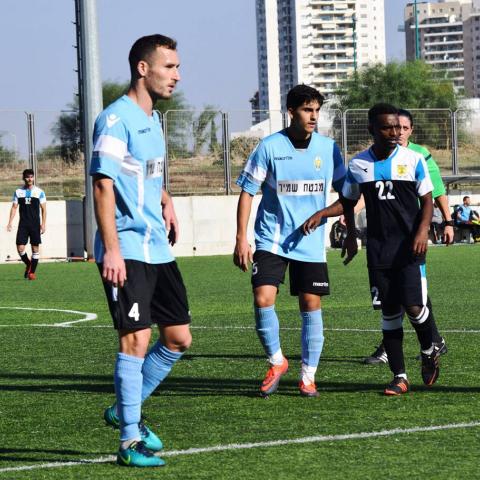 הפועל מחנה יהודה מתקרבת להישארות בליגה א' דרום - ספורט בפתח תקווה