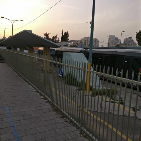 יותר מ-1000 איש חתמו על העצומה: זעם על כוונת העירייה להעביר את התחנה המרכזית הישנה לרח' גיסין - תחבורה בפתח תקווה