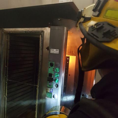 שריפה במטבח של אולם אירועים "הרקיע השביעי" ברחוב בר כוכבא - חדשות בפתח תקווה