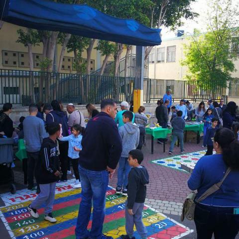 המורים, ההורים והילדים התרימו לביה"ס אורנים - קהילות בפתח תקווה