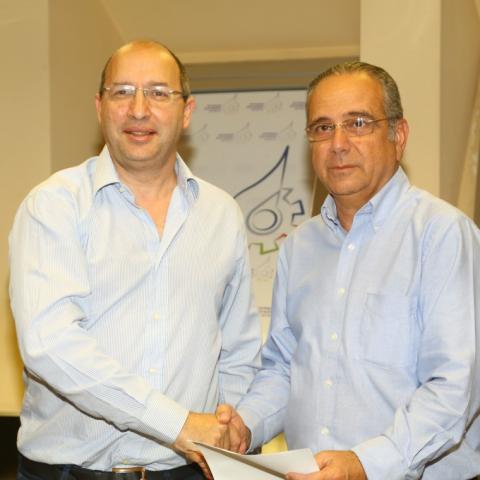 עובדי פתח תקווה: מחודש יולי תעבדו שעה אחת פחות בחודש - חדשות בפתח תקווה