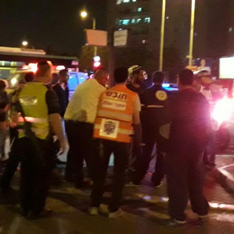 הולך רגל בן 17 נפגע קשה מרכב בכביש 40 סמוך לצומת סירקין - חדשות בפתח תקווה