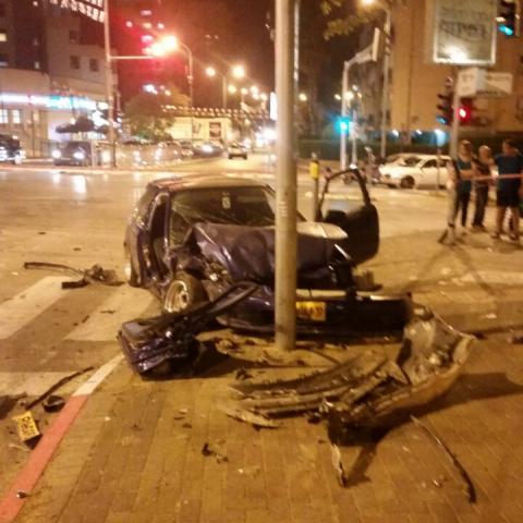 4 נפגעים בתאונה קשה ברחוב רוטשילד - חדשות בפתח תקווה