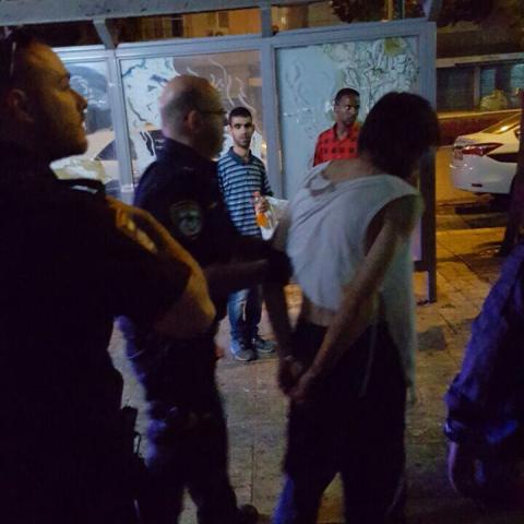בן 50 נעצר ברחוב חיים עוזר לאחר שאיים עם סכין על עוברי אורח - חדשות בפתח תקווה