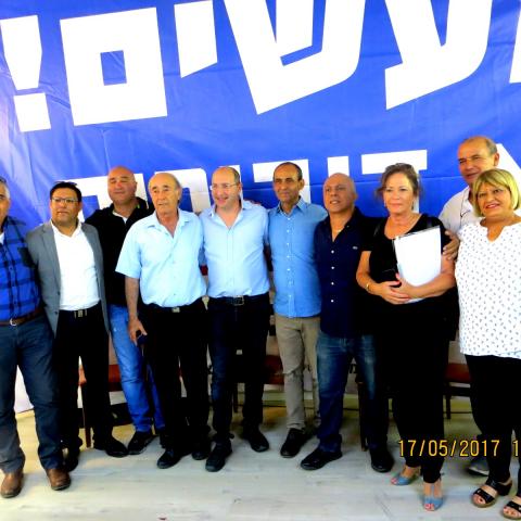 "אל תתנו לפוליטיקאים לעשות עליכם סיבוב" - חדשות בפתח תקווה