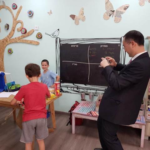 השגרירים הצעירים מארחים דירקטורים מסין - חדשות בפתח תקווה