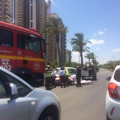 הולך רגל נפצע בינוני מפגיעת רכב ברחוב הרב מלכה - חדשות בפתח תקווה