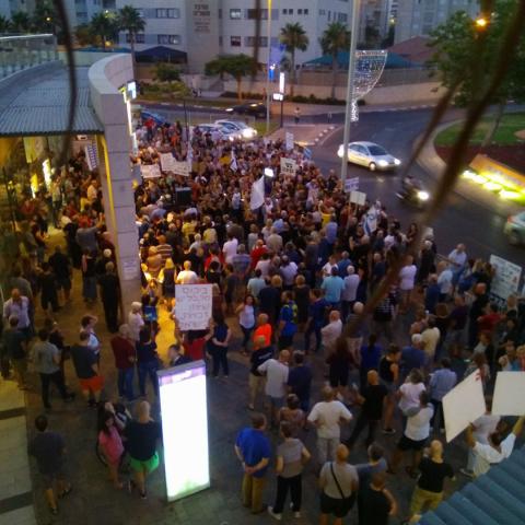 שמחים לארח את המחאה - מהפך בשכונת כפר גנים - חדשות בפתח תקווה