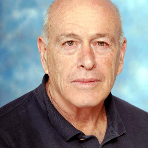 פרס מפעל חיים לפרופ' אלן אפטר רופא בכיר במרכז שניידר - בריאות בפתח תקווה