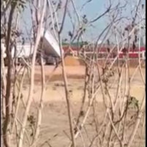 נלכדו עברייני פסולת משליכים פסולת בשטח הסמוך לרחוב רבקה גובר - צפו בסרטון - איכות הסביבה וחזות העיר בפתח תקווה