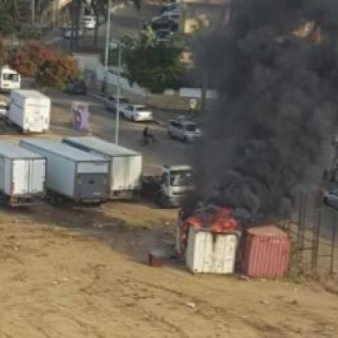 ביום שישי בשכונת יוספטל: מכולות עלו באש - חדשות בפתח תקווה