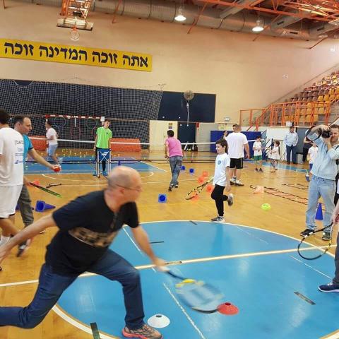 התחברו לרשת: פעילות טניס המושבה - קהילות בפתח תקווה