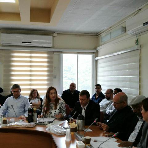 גנאדי בורשבסקי תקף את ראש העיר ברוורמן וסגנו משה משה - אתם מנותקים!! - חדשות בפתח תקווה