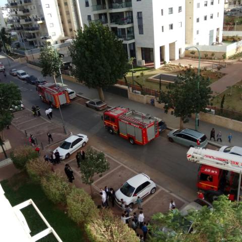 שריפה בדירה ברחוב בן אליעזר בשכונת הדר גנים - חדשות בפתח תקווה
