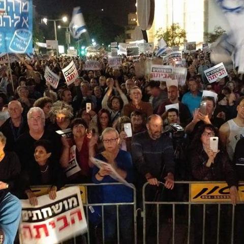 המפגינים נגד השחיתות למנדלבליט: "זה יגמר ברצח" - חדשות בפתח תקווה