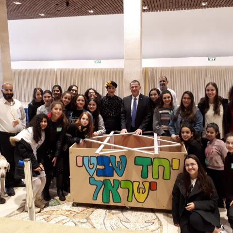 משלוח המנות הכי גדול בסימן 70 שנה לישראל – בכנסת - אוכל בפתח תקווה