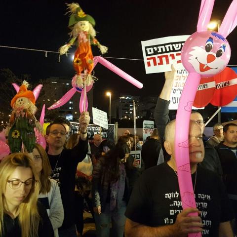 פרופ' ירון זליכה בכיכר גורן על נתניהו: "האיש הזה זורע שנאה, כביכול כל מי שמתנגד לשחיתות הוא בוגד". - חדשות בפתח תקווה