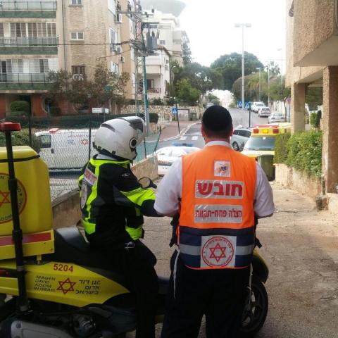 נער בן 17 נפצע לאחר שנפל מקומה שנייה ברחוב דגל ראובן - חדשות בפתח תקווה