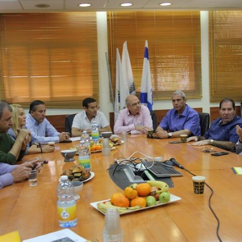 ראשי רשויות יוצאים במאבק משותף לביטול הקמת תחנת הכוח בצומת קסם - חדשות בפתח תקווה