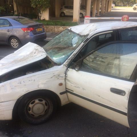 פצועה בינוני ופצועה קל בתאונת דרכים ברחוב דגל ראובן - חדשות בפתח תקווה