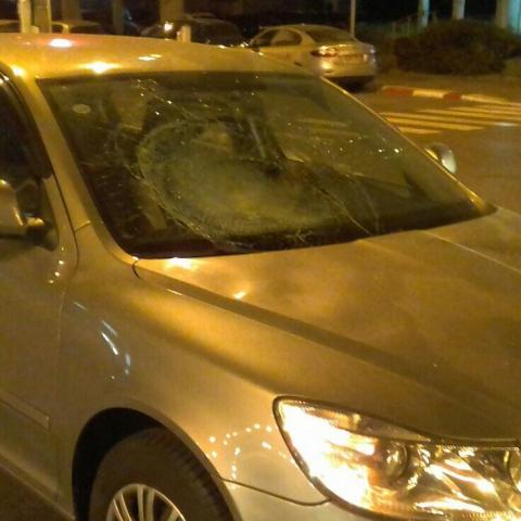 רוכב אופניים חשמליים בן 19 נפצע בינוני בתאונת דרכים ברחוב פינס פינת רחוב סלנט - חדשות בפתח תקווה
