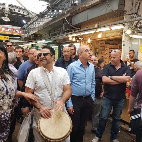 בתופים ובמחולות: ברוורמן עושה שוק - בחירות  2018 בפתח תקווה