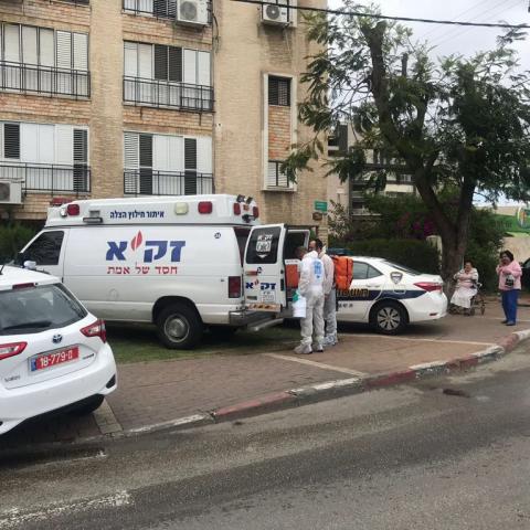גופת גבר נמצאה ברחוב עין גנים בפתח תקווה - חדשות בפתח תקווה