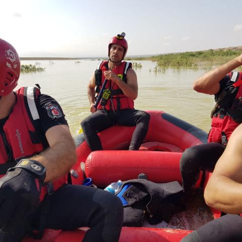 צוות יל"מ ולוחמי האש מתחנת פתח תקווה פעלו בפעולות איתור וחילוץ בדרום - צפו בסרטונים - חדשות בפתח תקווה