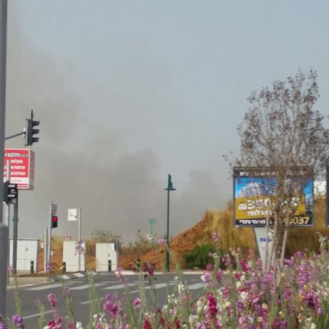 שריפה במחסן ביצים בצומת ירקונים סמוך לכפר הבפטיסטים - חדשות בפתח תקווה