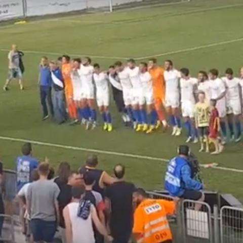 הפועל פ"ת הבטיחה את הישארותה בליגה הלאומית - צפו בחגיגות - ספורט בפתח תקווה