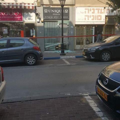 יום רביעי ברחוב מוהליבר - שוד בחנות תכשיטים - חדשות בפתח תקווה