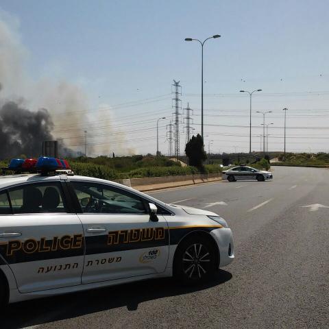 נעצר ושוחרר למעצר בית חשוד בהצתת השריפה שפרצה  בצומת ירקונים - חדשות בפתח תקווה