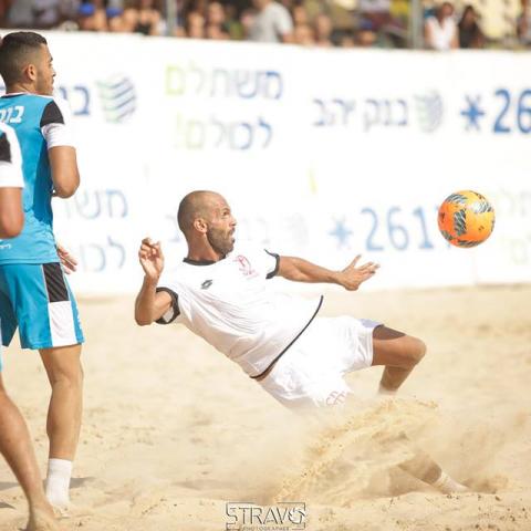 כשאין כדורגל מקצועני במגרשי הדשא - הפועל עירוני פתח תקווה מפסידה בכדורגל חופים - ספורט בפתח תקווה