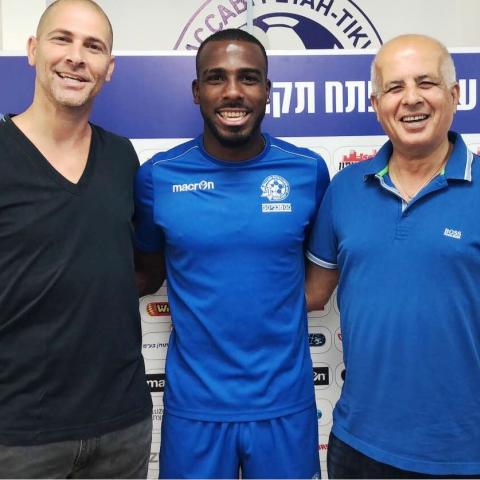 גידי קאניוק עשוי להצטרף למכבי פ"ת, רומאריו פירס ימשיך - ספורט בפתח תקווה